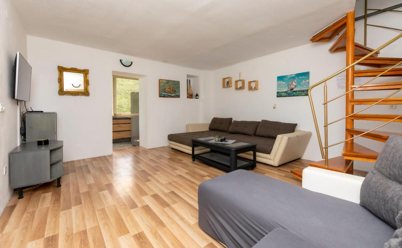 Вилла House Coso Podspilje  Экстерьер фото